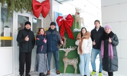 Новогодняя сказка школьного двора